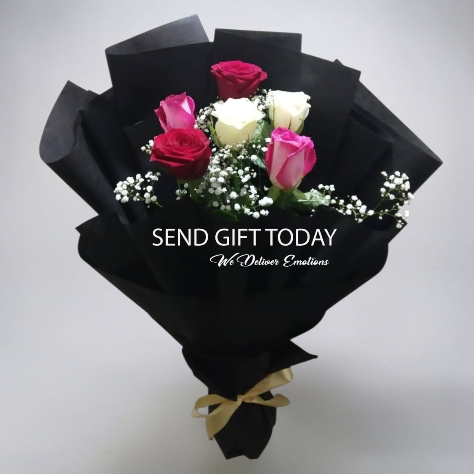 Trio Love Mixed Roses Trio Love Mixed Roses - Image 1